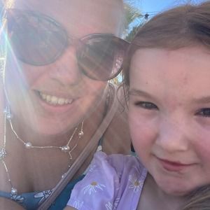 Meet your Posher, Carlie